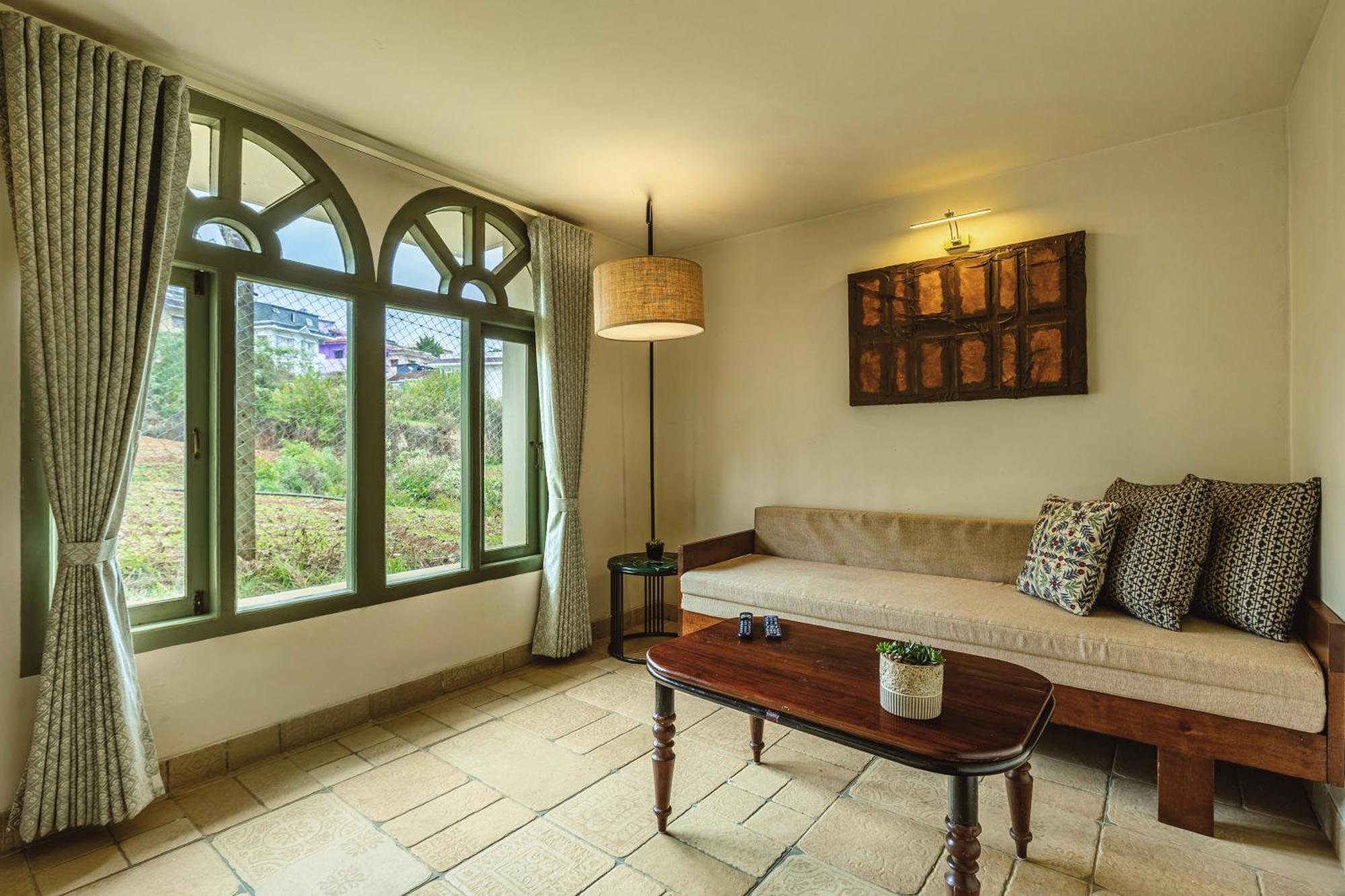 Mango Hill Shola 4*