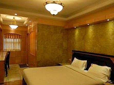Fabexpress Sun Park Grand Ooty
