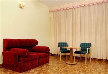 Bkr Gate Hotel