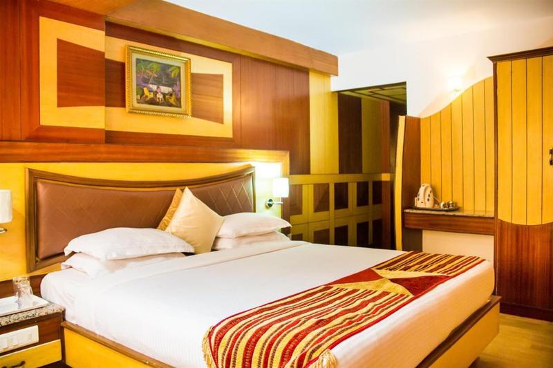 Hotel Ponmariresidency 3*