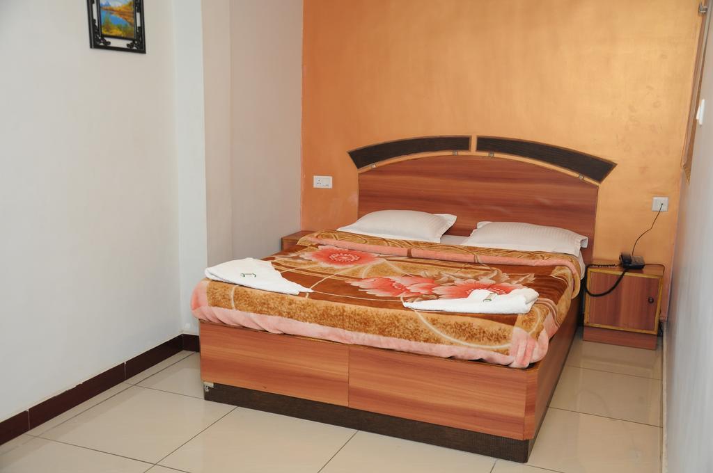 Hotel Apple Residency