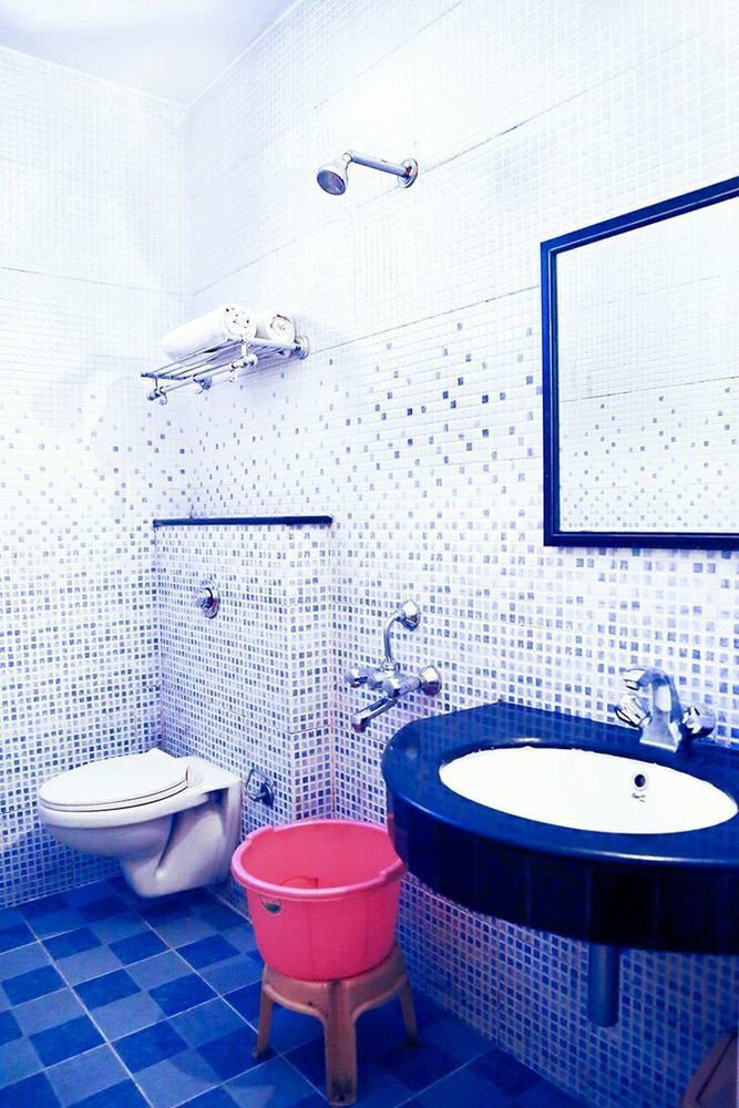 Blue Bird Hotel Ooty