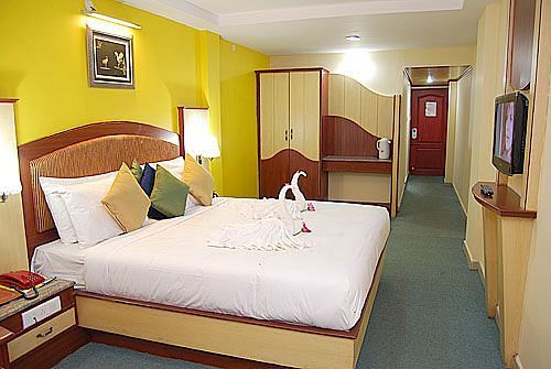 Ponmariresidency 3*
