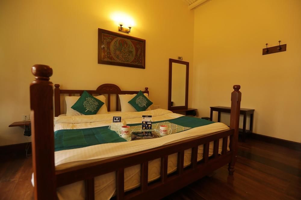 Hotel Oyo Premium Heritage Charing Cross