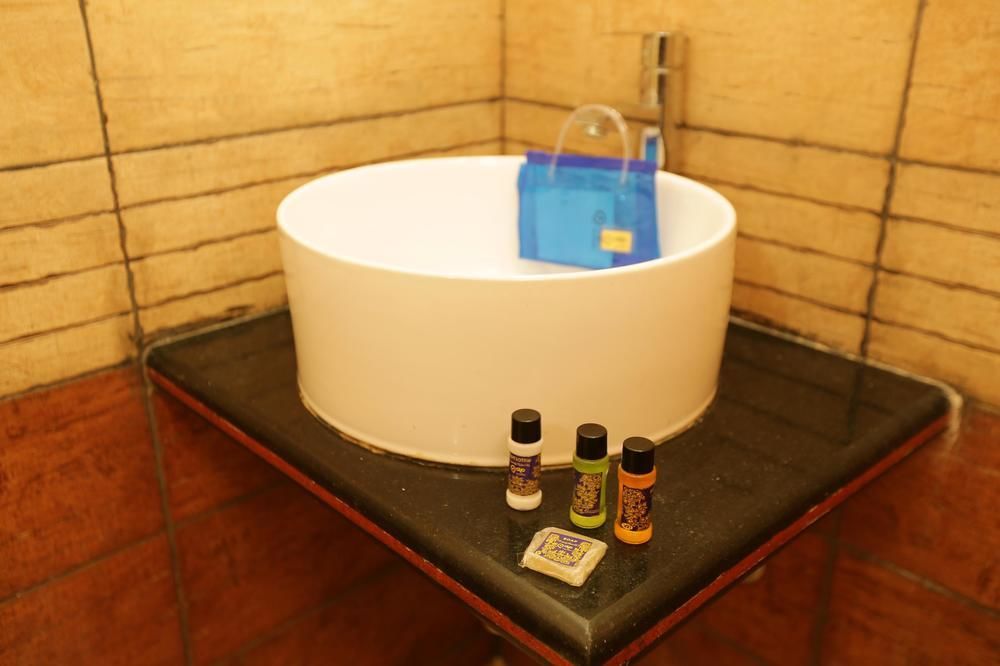 Oyo Premium Heritage Charing Cross