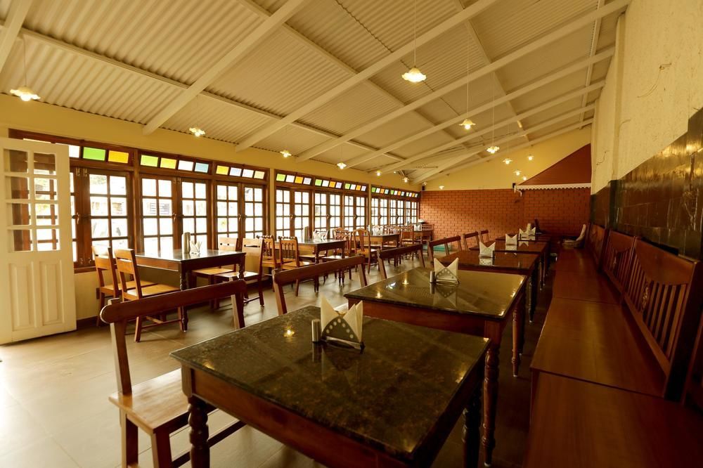 Hotel Oyo Premium Heritage Charing Cross Ooty
