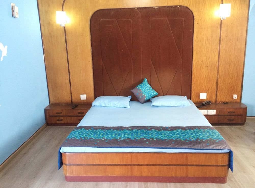 Hotel Vedanta Wake Up - Ooty, Town Center