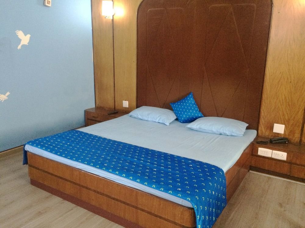 Hotel Vedanta Wake Up - Ooty, Town Center