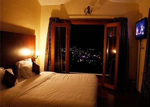 Resort Berry Hills