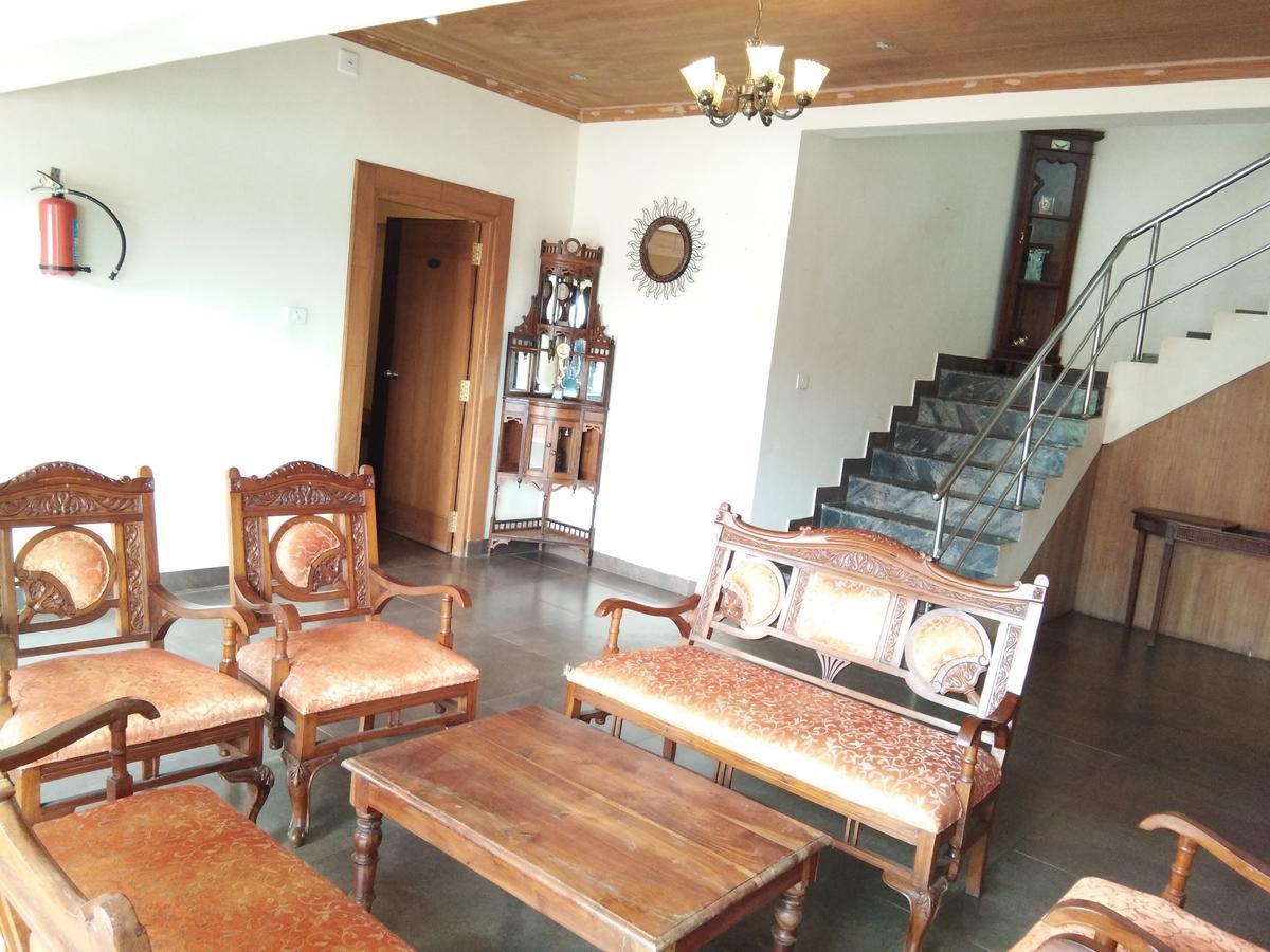 Berry Hills 3* Ooty