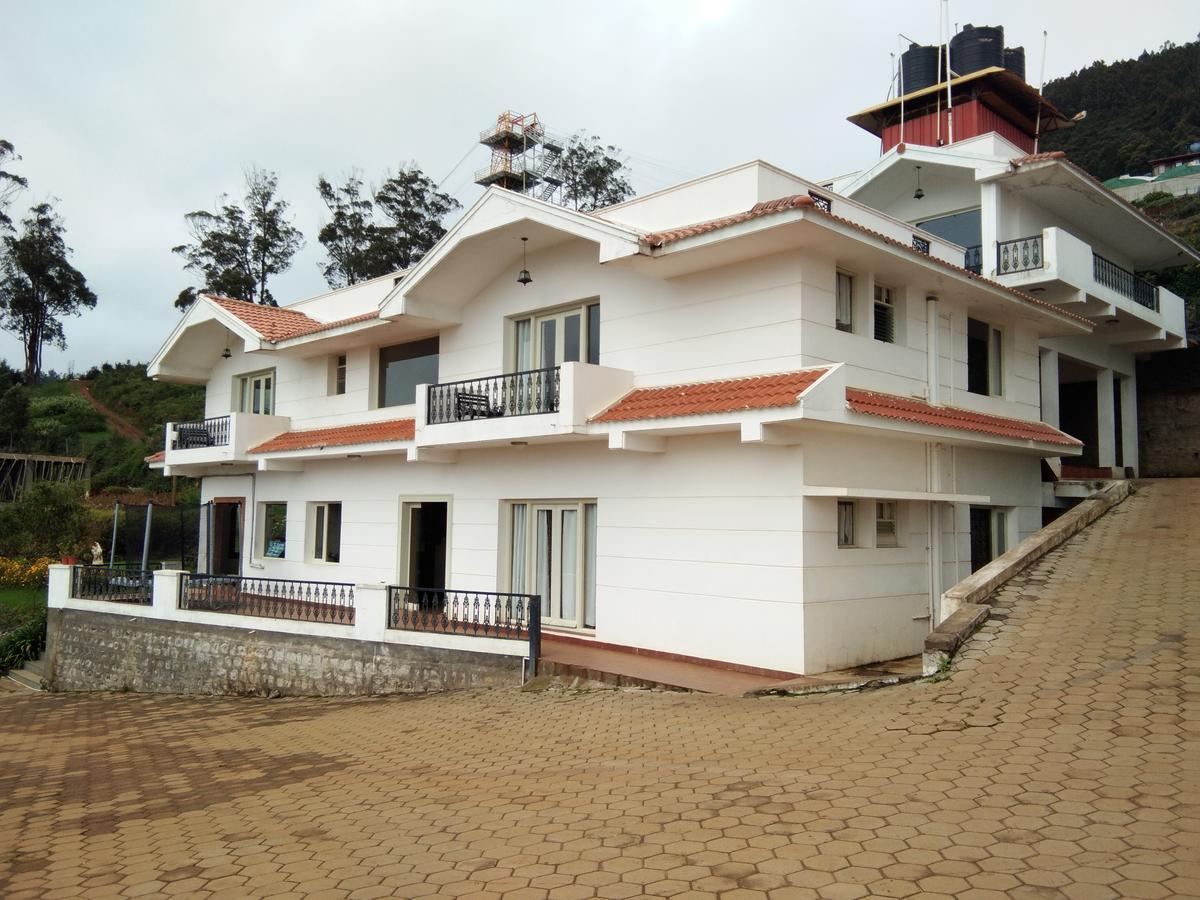 Resort Berry Hills