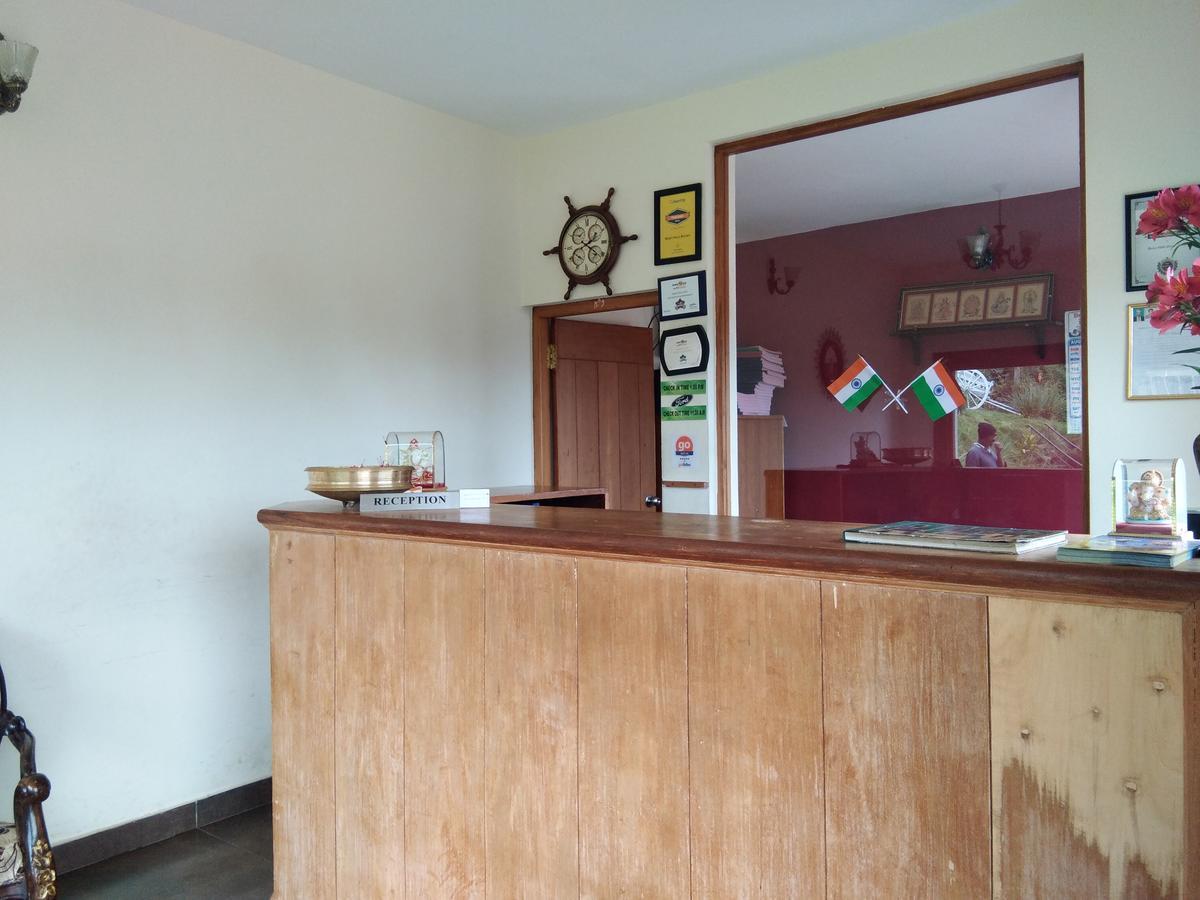 Berry Hills 3*