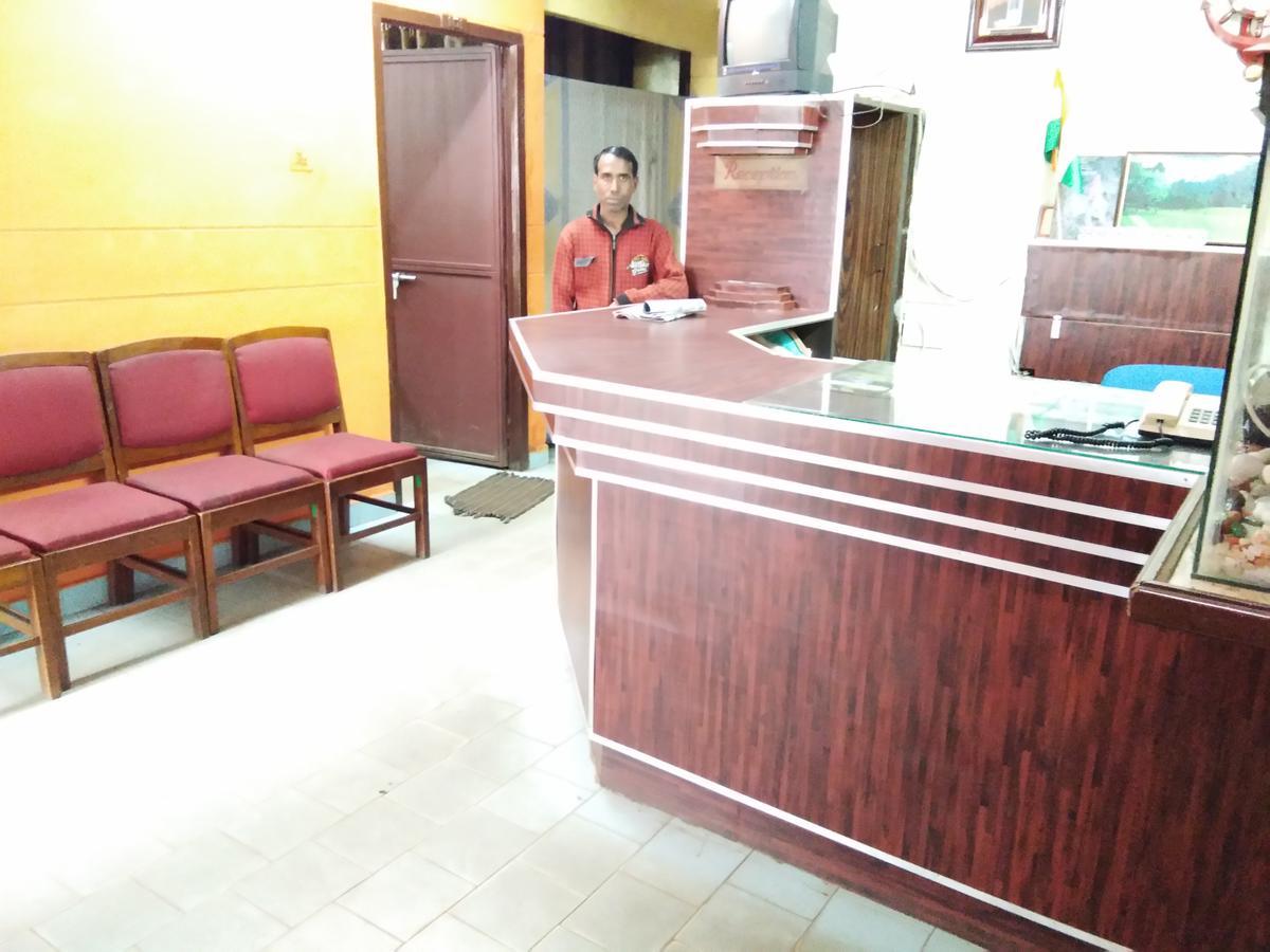 Hill Breeze Hotel Ooty