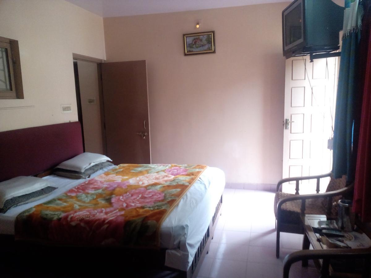Hotel Janani *