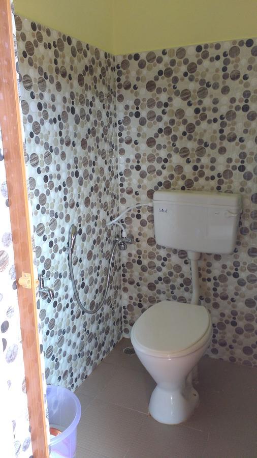 Nr Guest house Ooty
