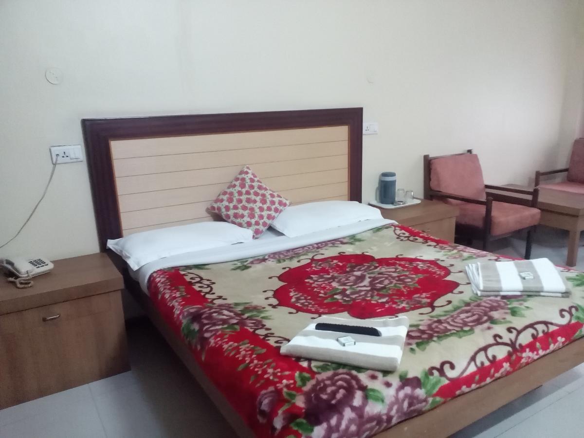 Hotel Preethi Palace