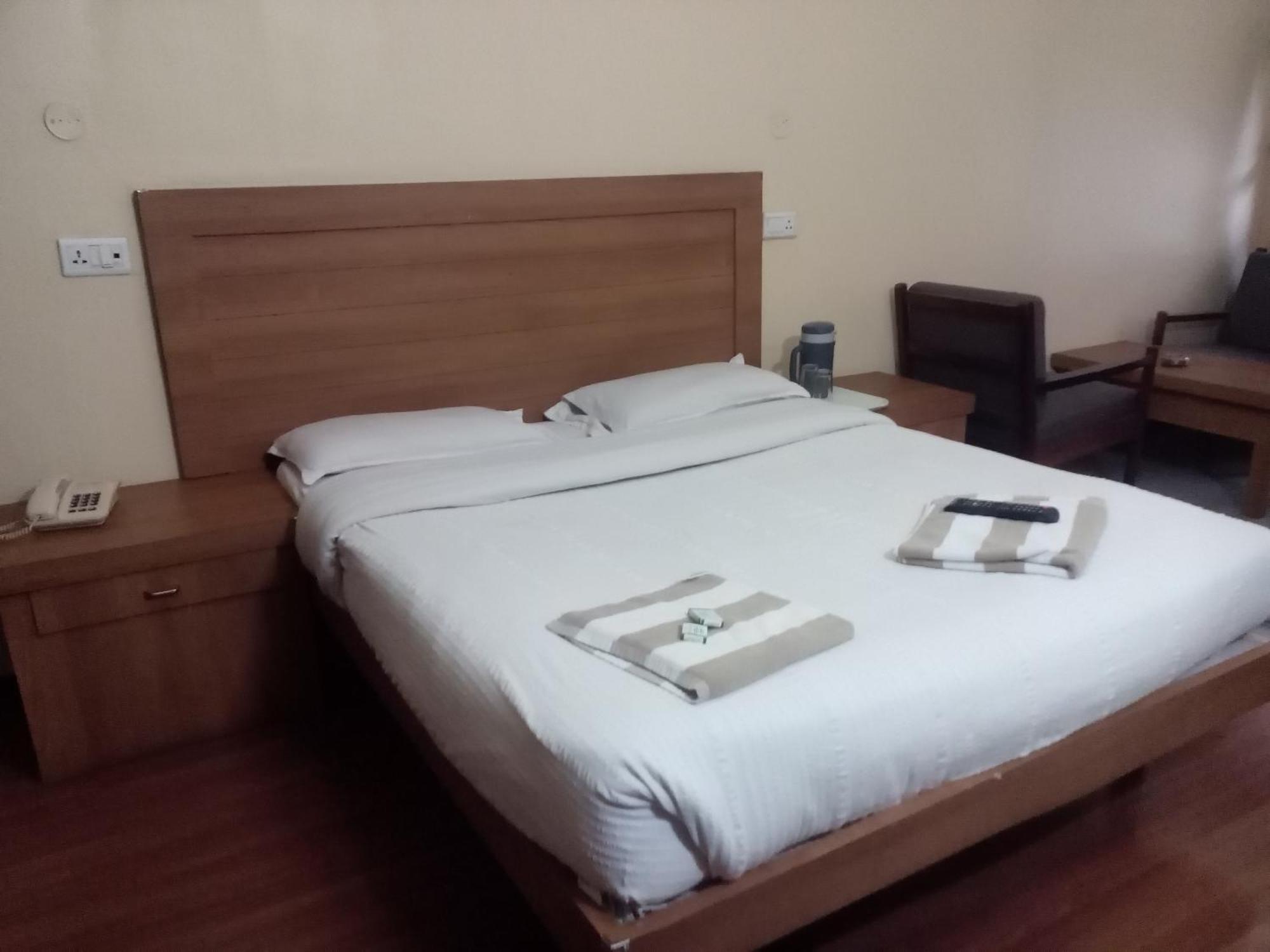 Hotel Preethi Palace Ooty