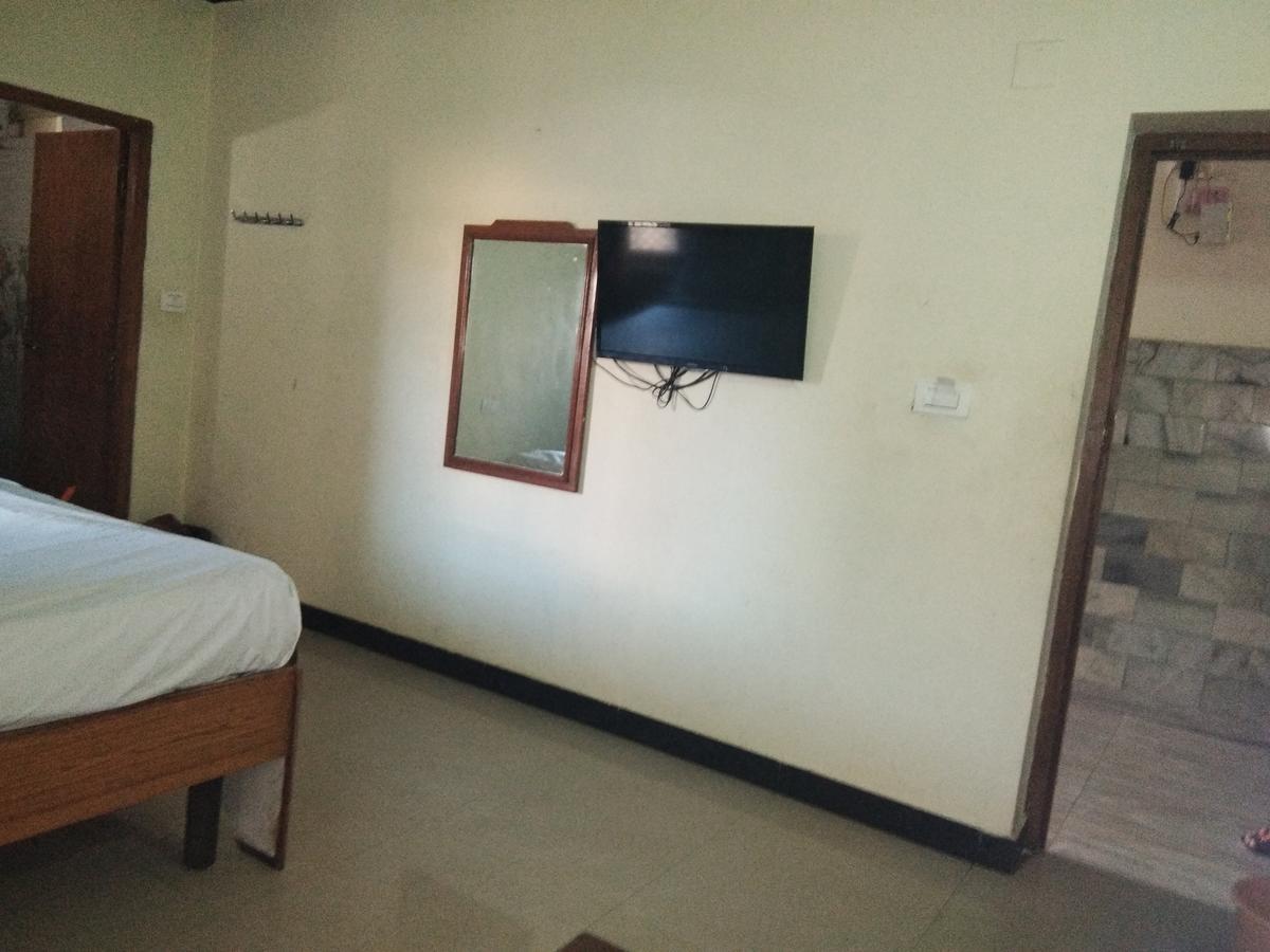 Jaysanthi Hotel Ooty