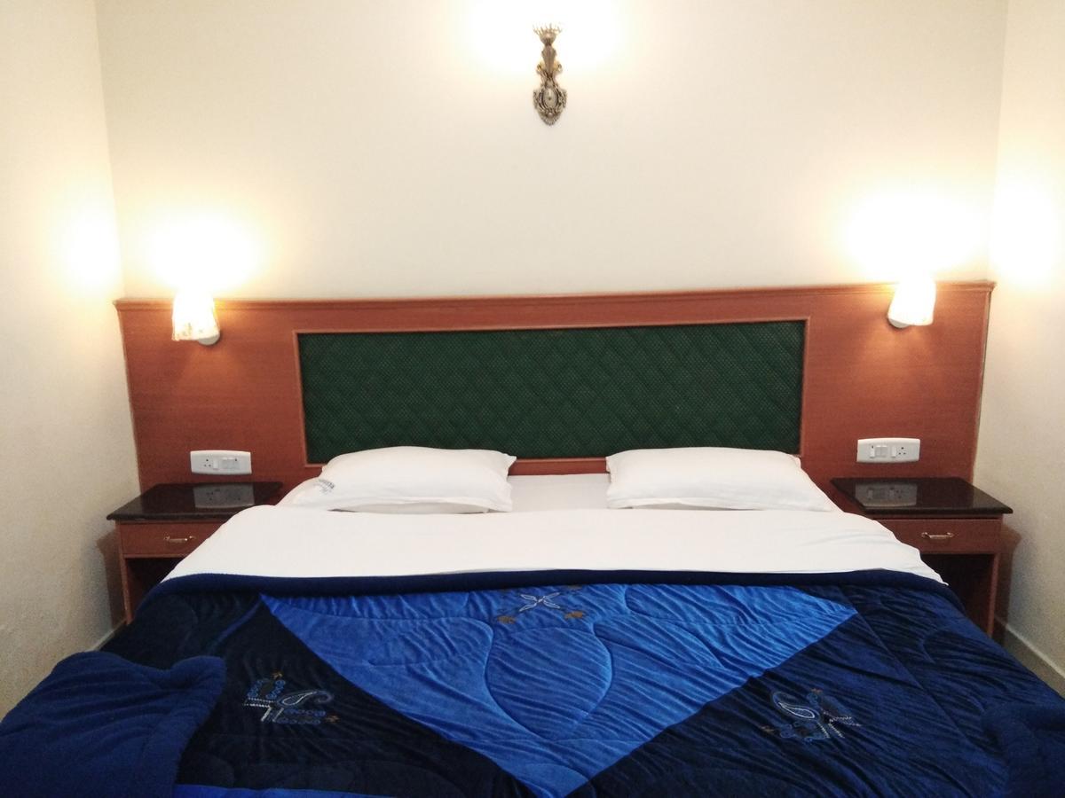 Hornbill Residency