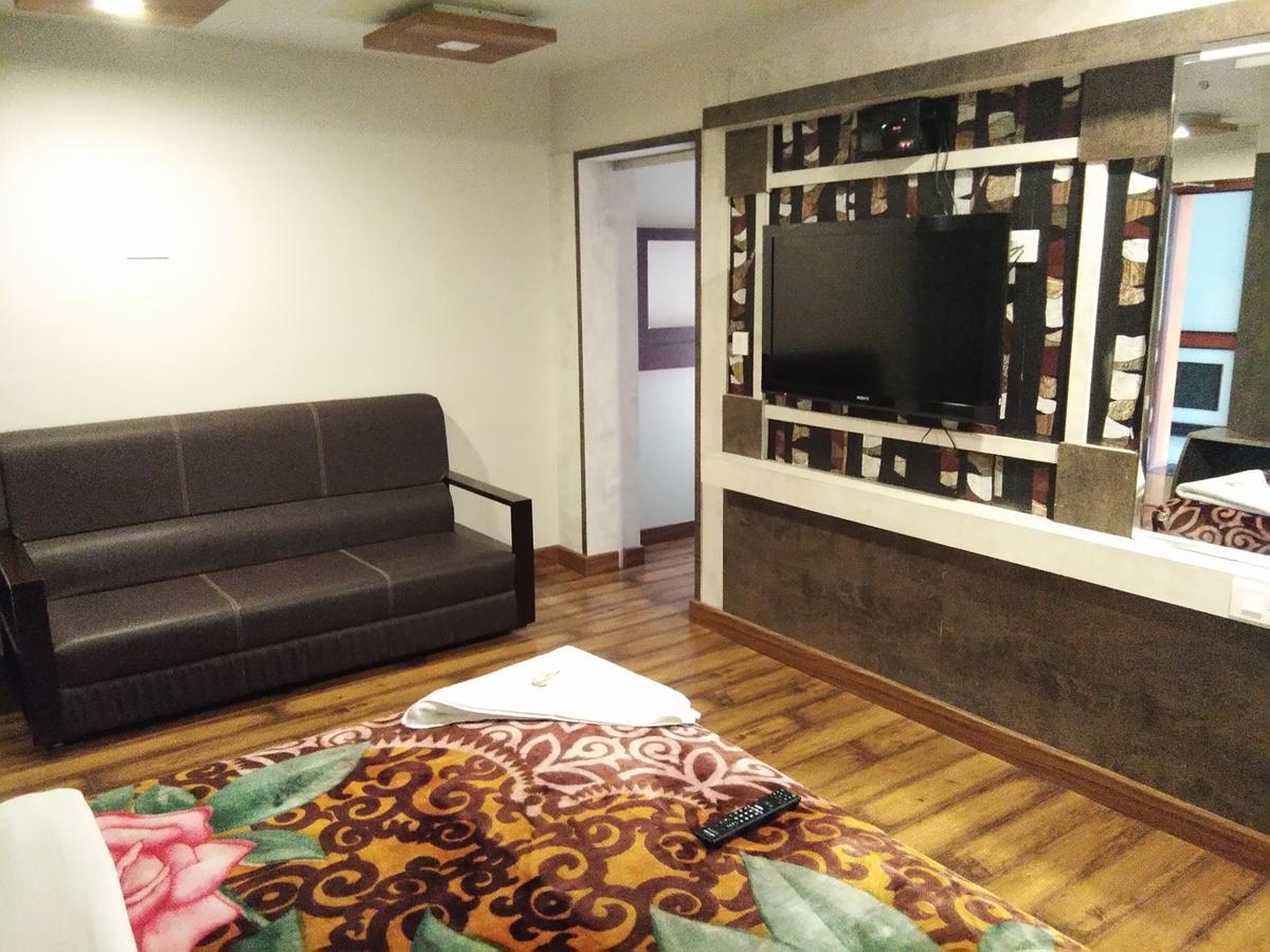 Hotel Sarkar Palace *