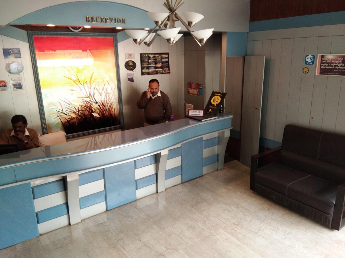 Sarkar Palace Hotel Ooty