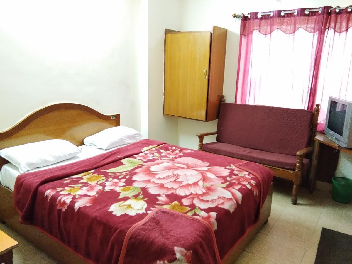 New Nakshatra Hotel Ooty