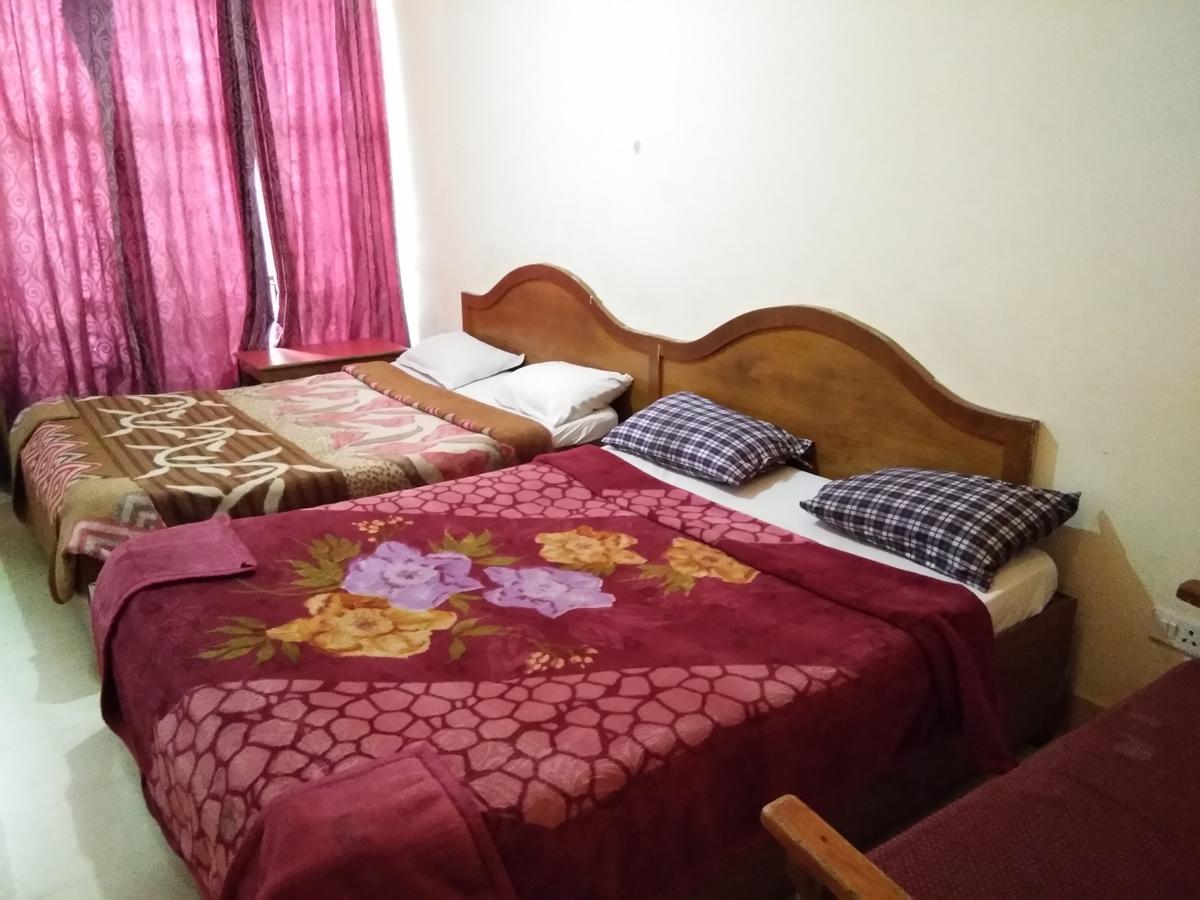 New Nakshatra Hotel Ooty
