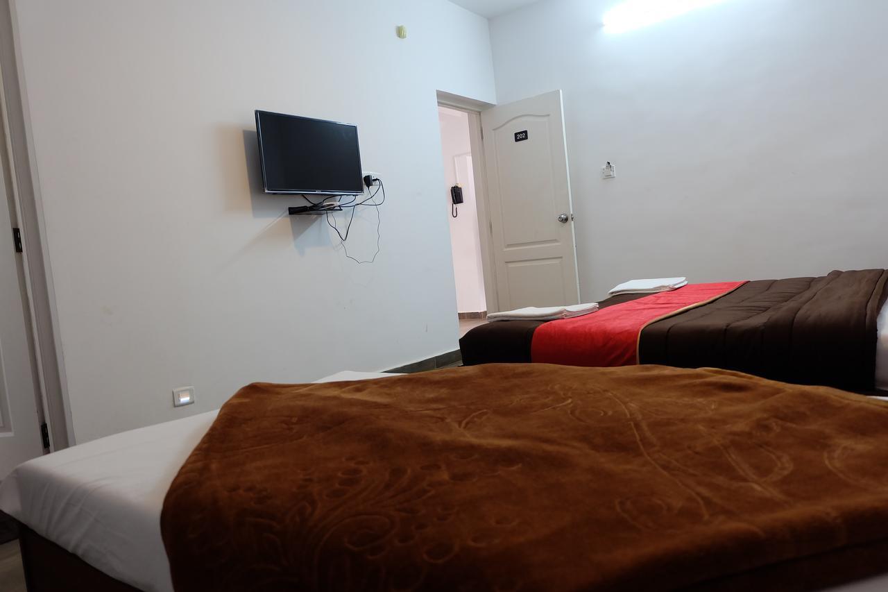 Hotel Rosepark Residency