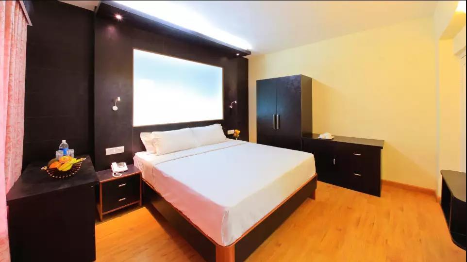 Aparthotel Emarald 3*