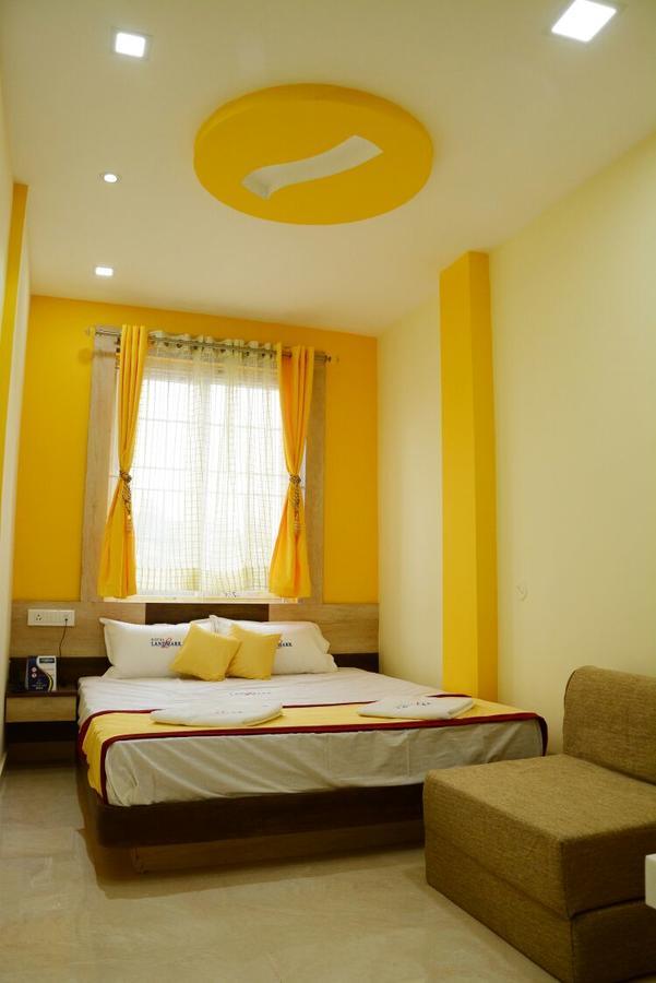 Hotel Landmark *