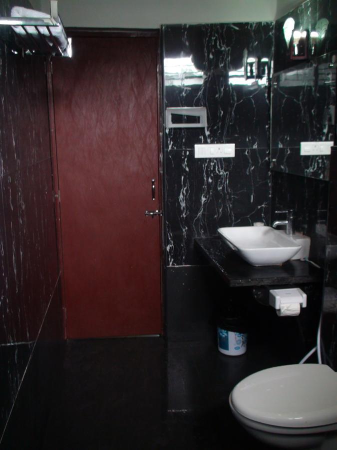 Guest house Myspace 3*