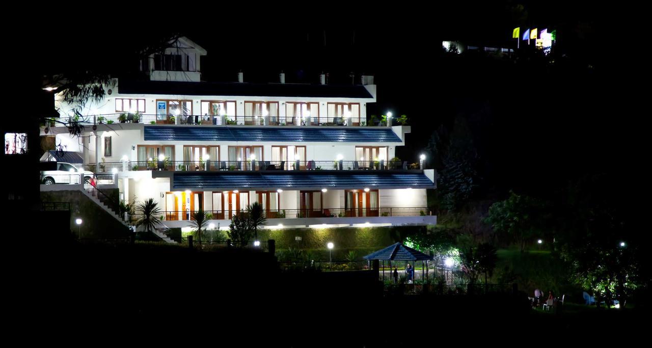 Resort Mount N Mist 3*