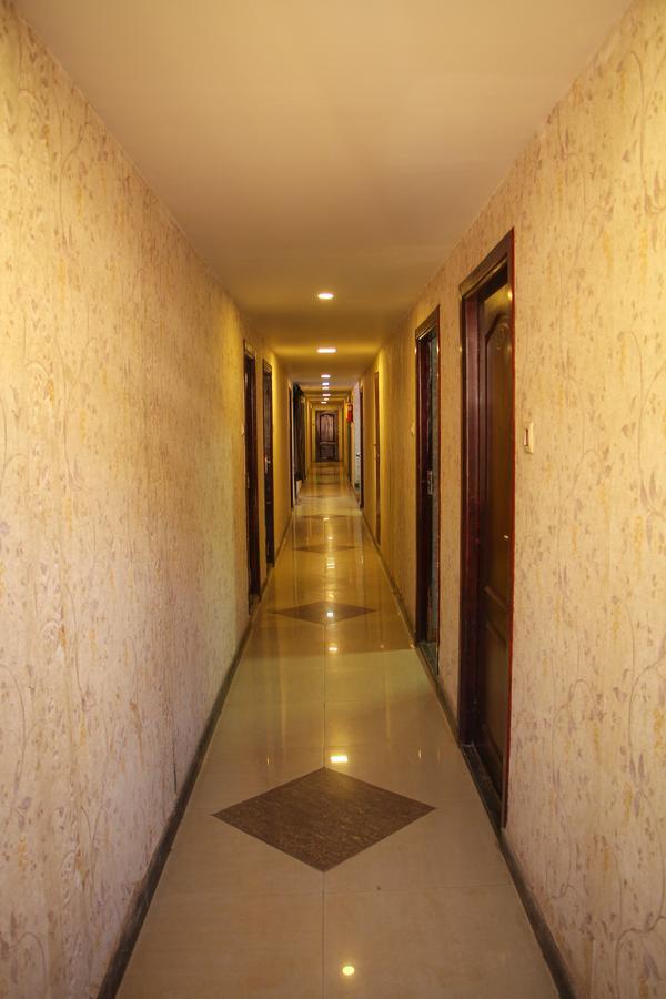 Desanthosh Residency Ooty