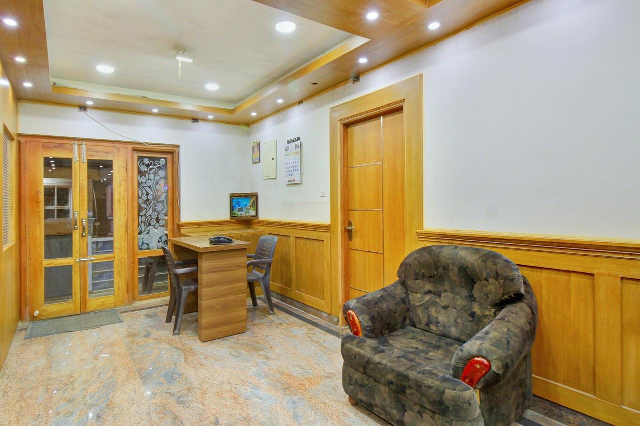 Oyo 8715 Nakshatra Grand Hotel