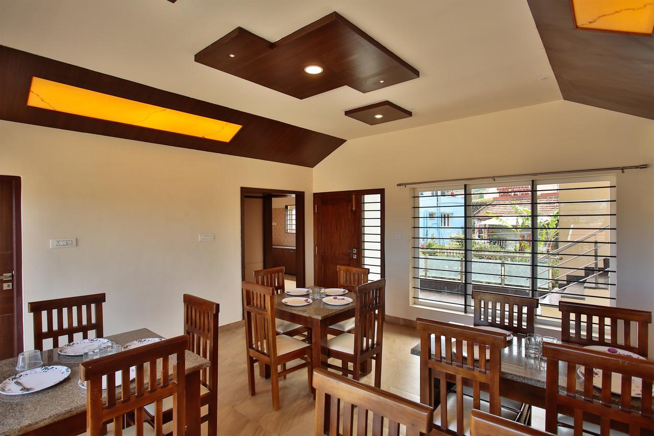 Fabhotel Srj's Thaneesh Southwick Hotel