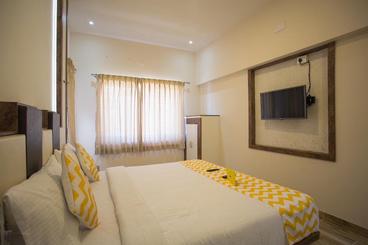 Fabhotel Srj's Thaneesh Southwick