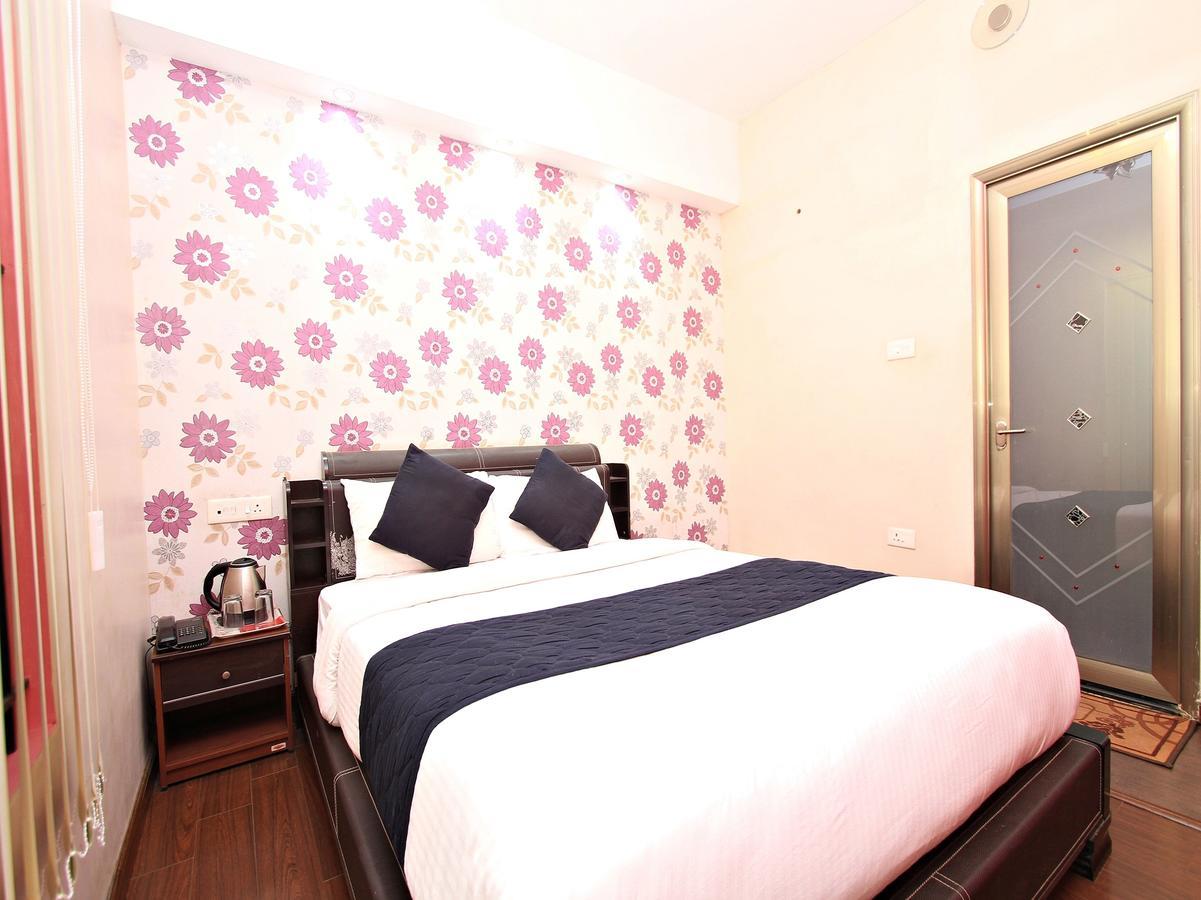 Hotel Oyo 3218 Park Avenue 3*