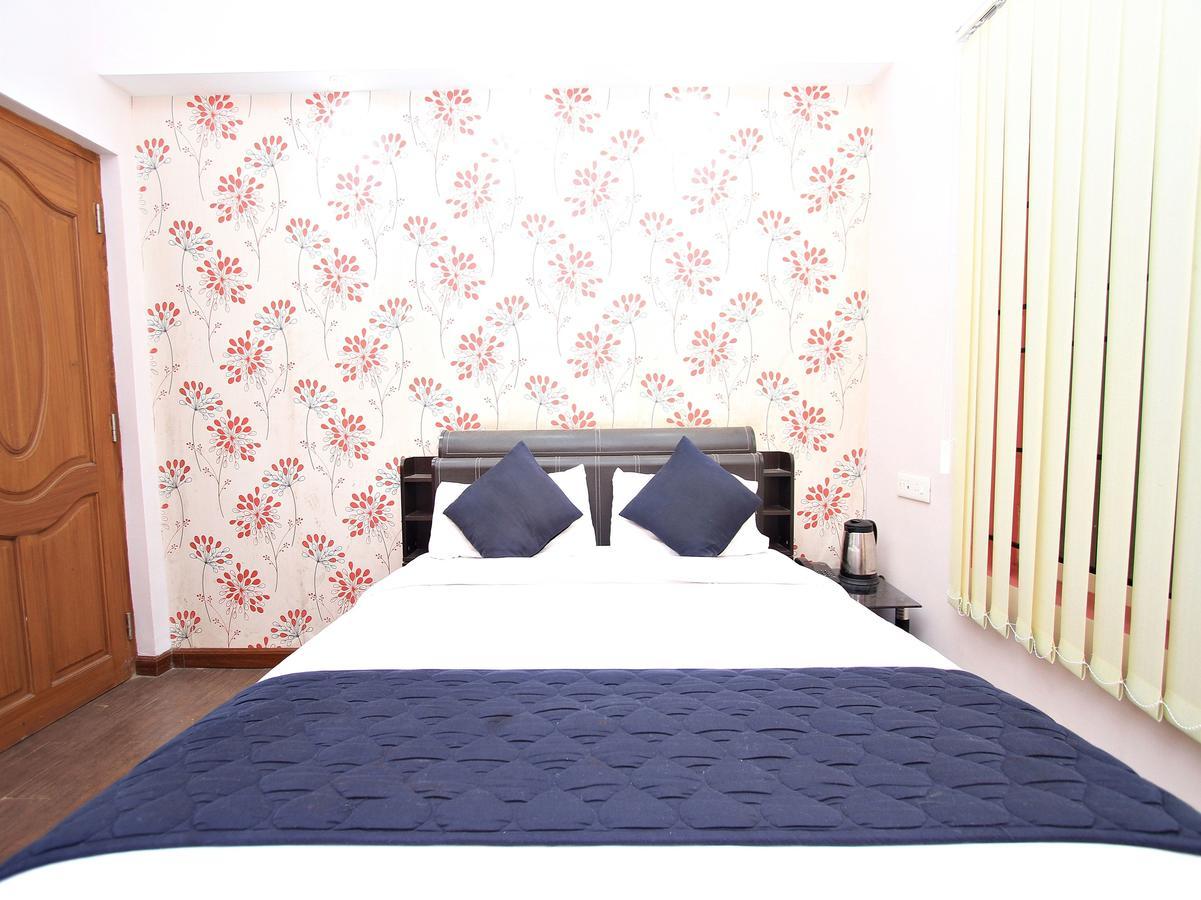 Hotel Oyo 3218 Park Avenue 3*