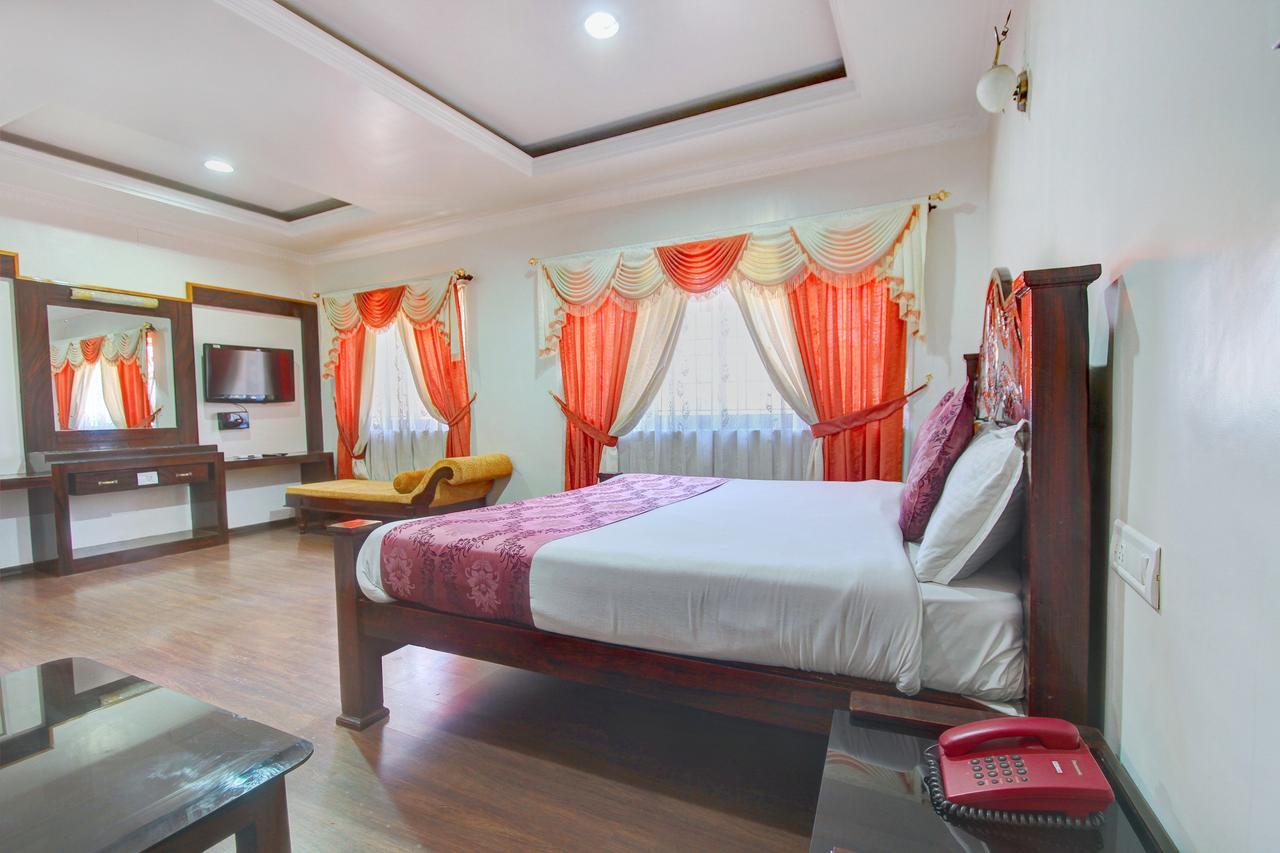 Hotel Oyo 1353 The Surya Village Ooty