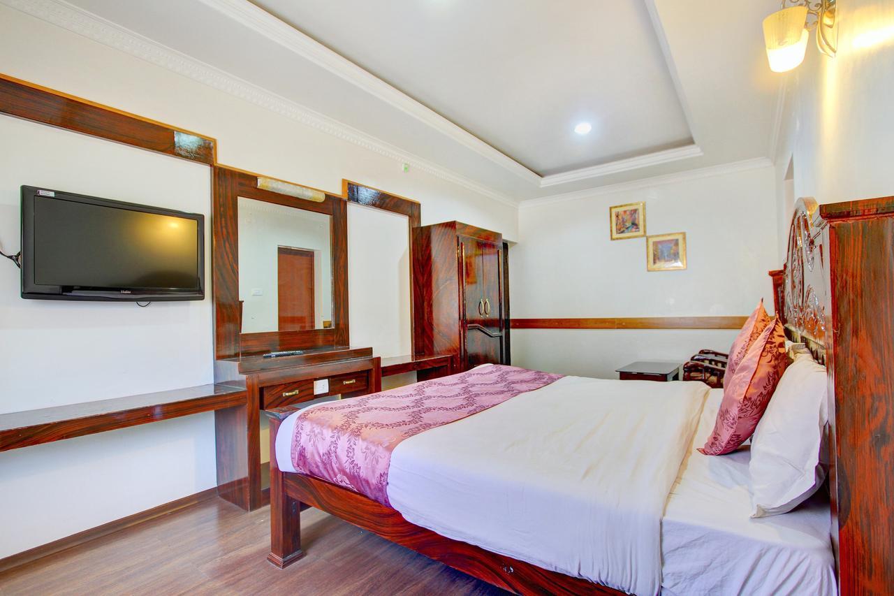 Hotel Oyo 1353 The Surya Village