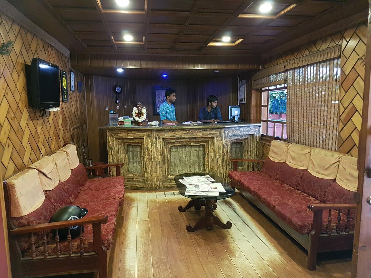 Hotel Blue Bird