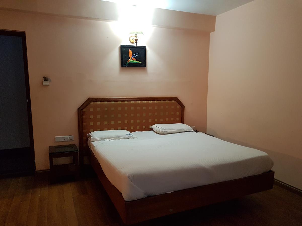 Blue Bird Hotel