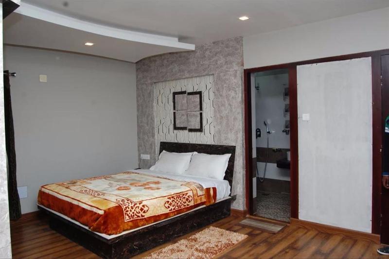 Hotel Sarkar Palace