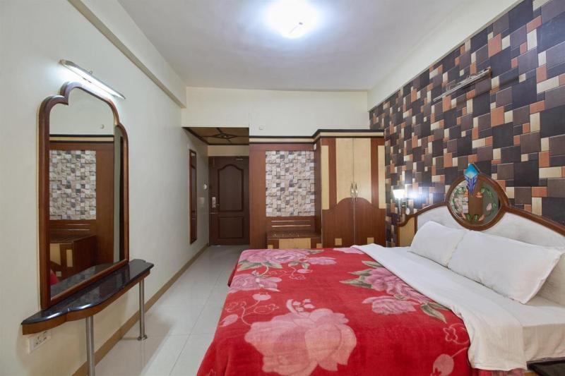 Hotel Sarkar Palace Ooty