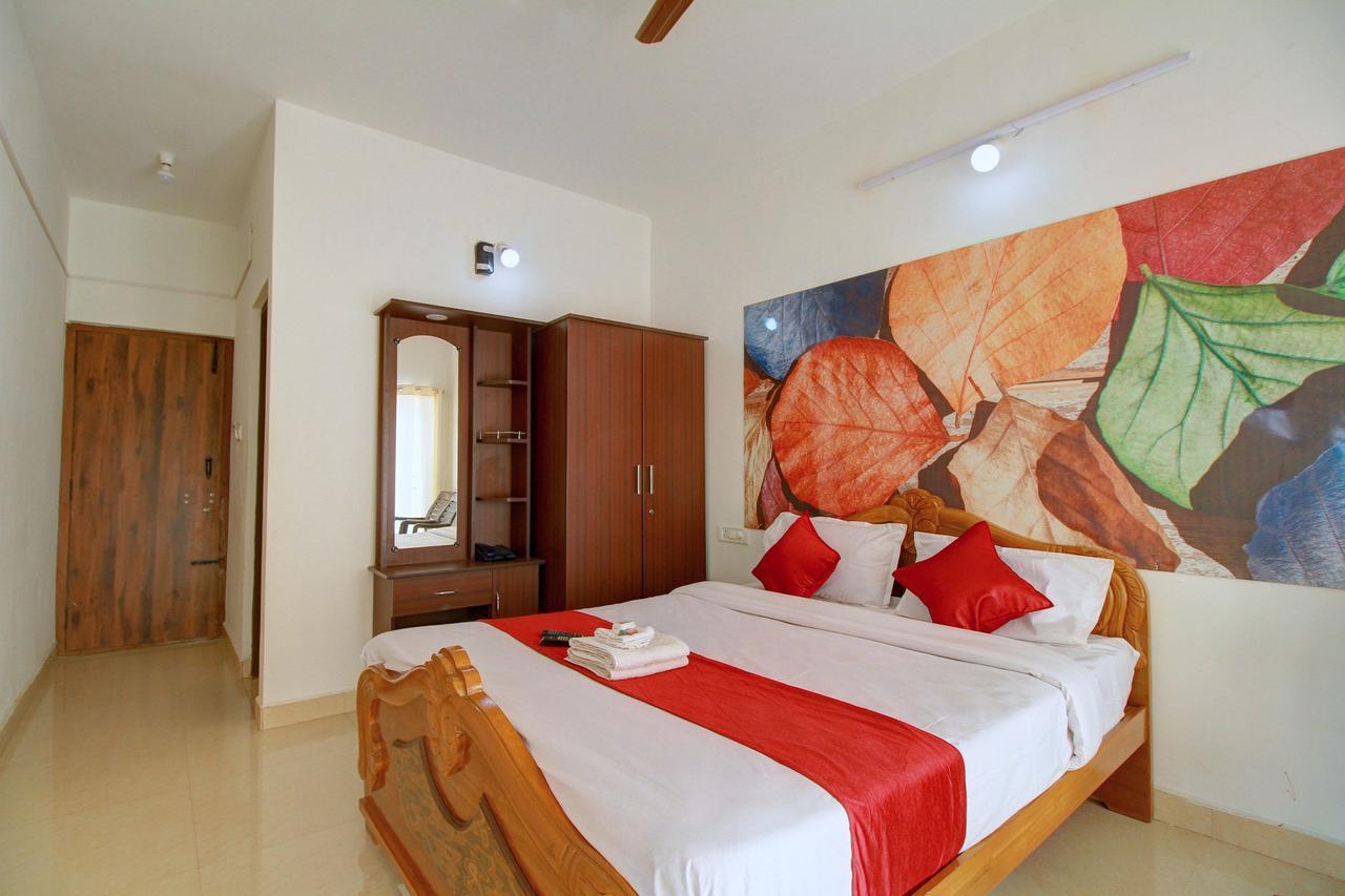 Oyo 11709 A Honey Huts Hotel 3*