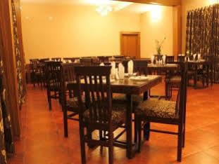 Berry Hills 3*