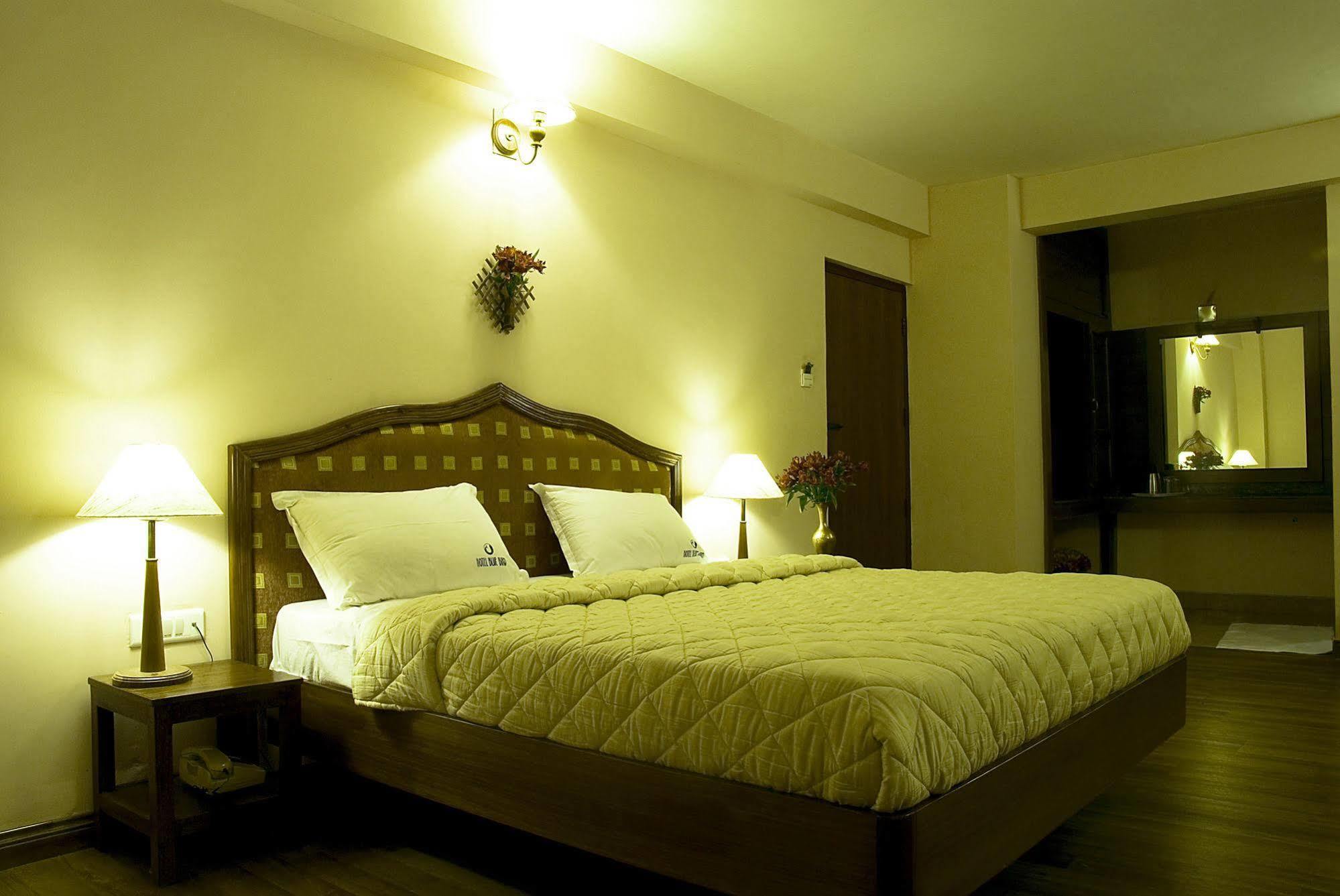 Blue Bird Hotel