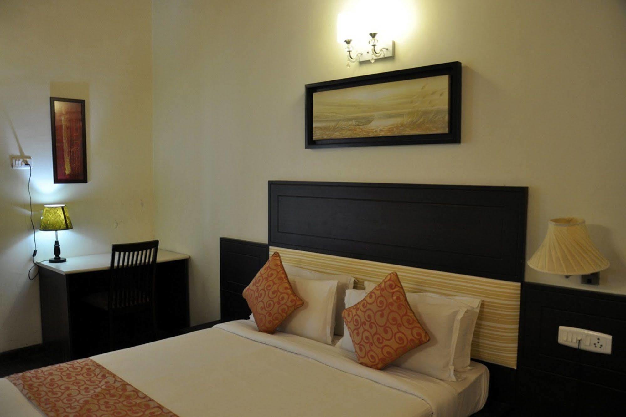 Sabol Hotel