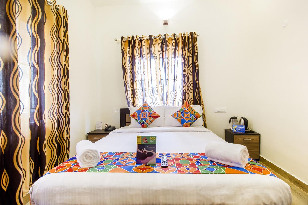 Fabexpress Grand Castle Hill - - 800m 3* Ooty