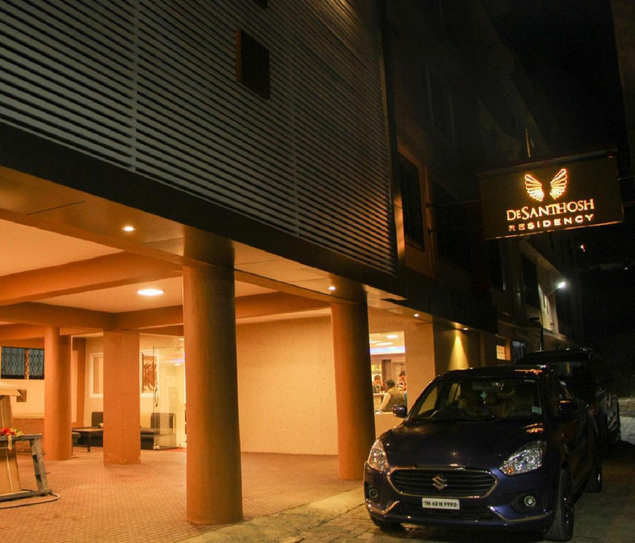 Hotel Desanthosh Residency 3*